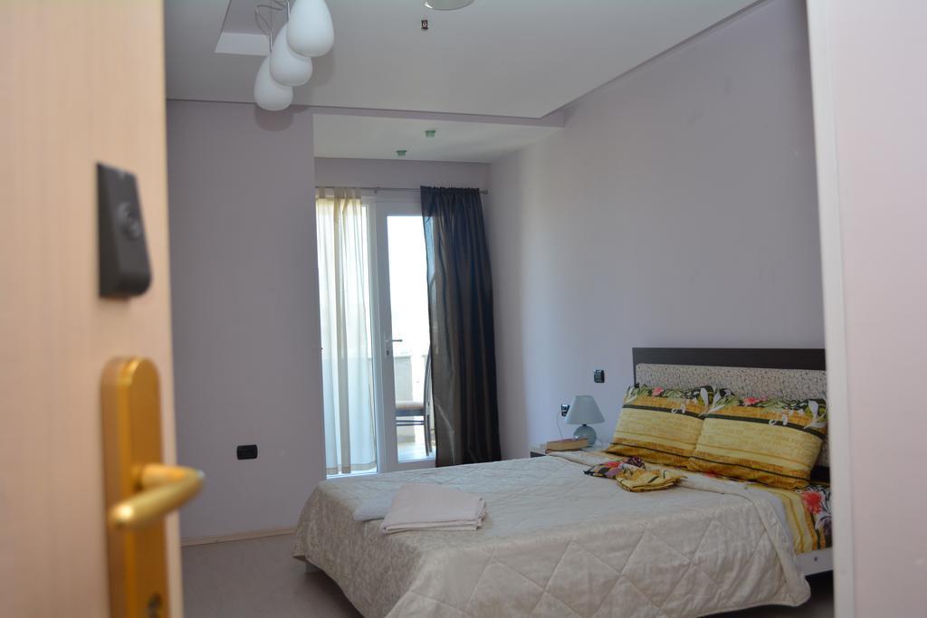 Hotel Albion Durrës 客房 照片