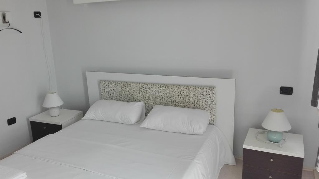 Hotel Albion Durrës 外观 照片