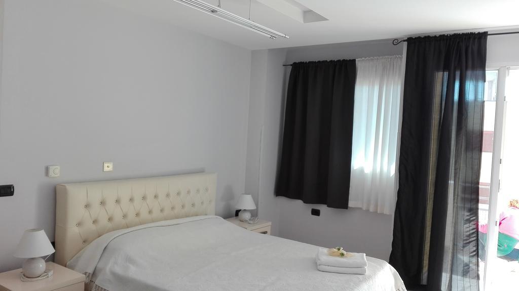 Hotel Albion Durrës 外观 照片
