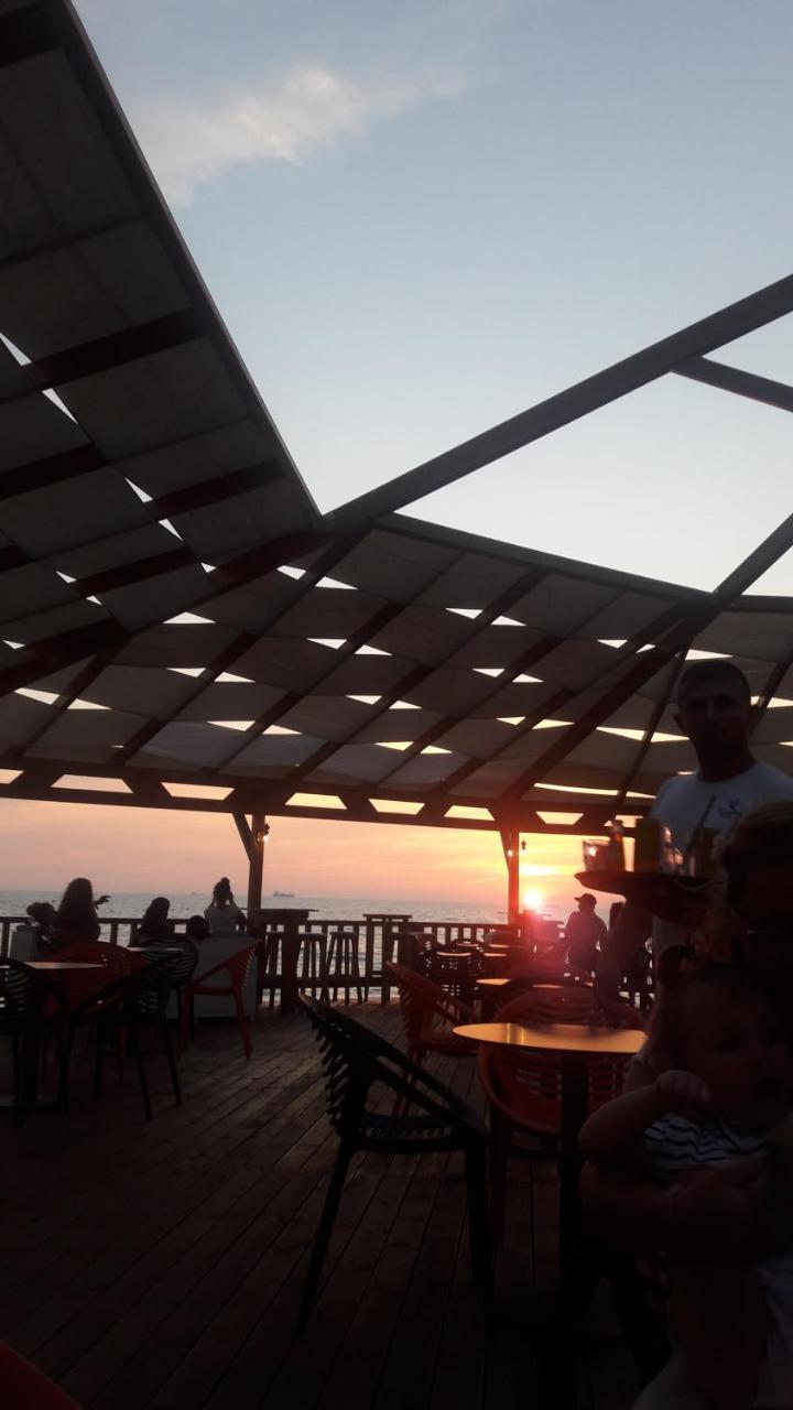 Hotel Albion Durrës 外观 照片